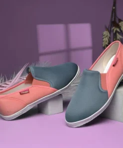 Soft cushioned insole